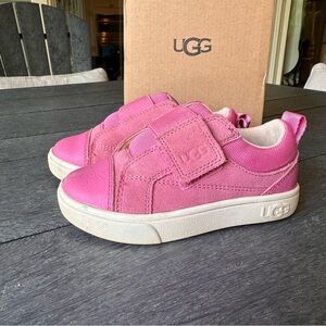 UGG T Rennon Low Pink Sneakers with Velcro Strap and Suede Upper
